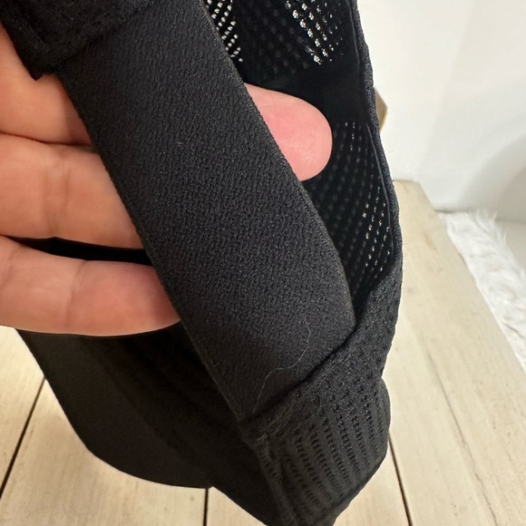 Unisex Merrell hiker ball cap OS NWTS fitted with a stretch back strap color BLK - Picture 9 of 10